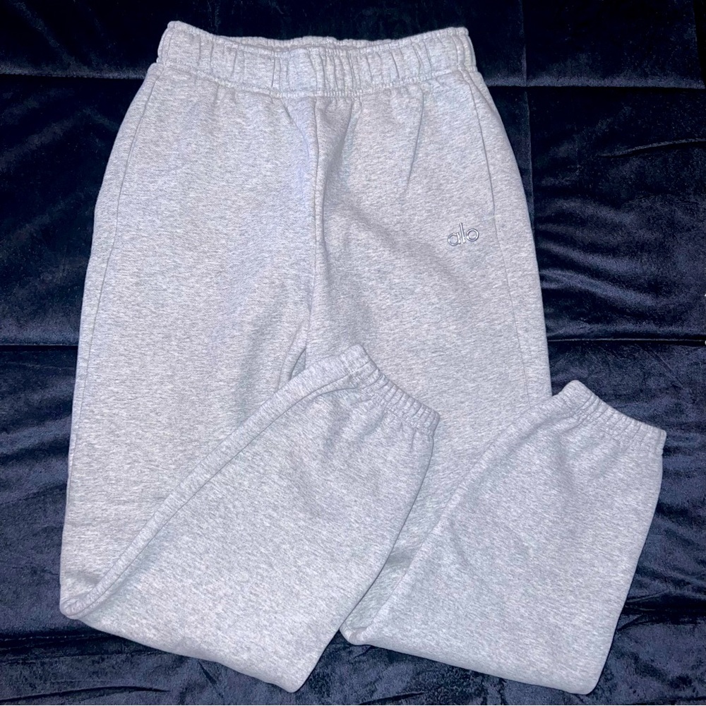 Alo Yoga Accolade sweatpants; grey; size small; lightly worn (maybe twice!)